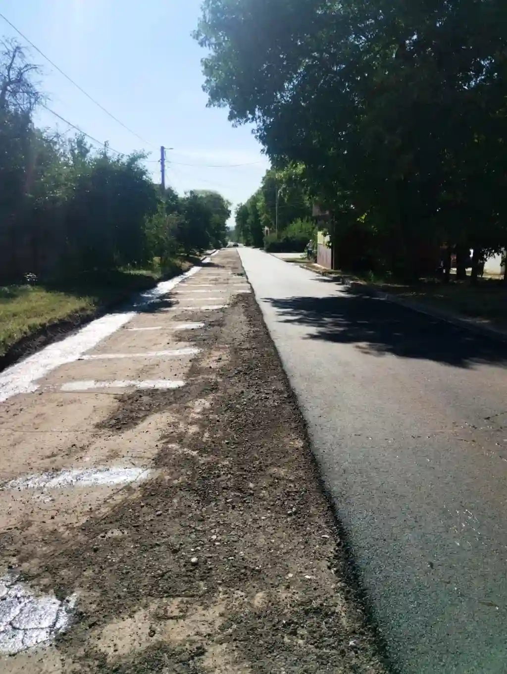 У Кропивницькому з запізненням розпочали ремонт аварійної дороги на Мечникова