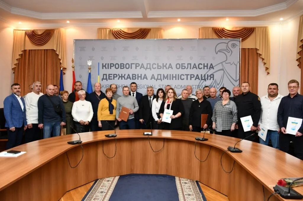 У Кропивницькому вшанували працівників транспорту та дорожньої галузі: нагороди до професійного свята