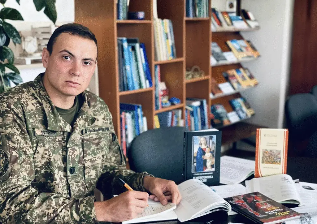 Поета-військового з Кропивницького номінували на Національну премію імені Шевченка