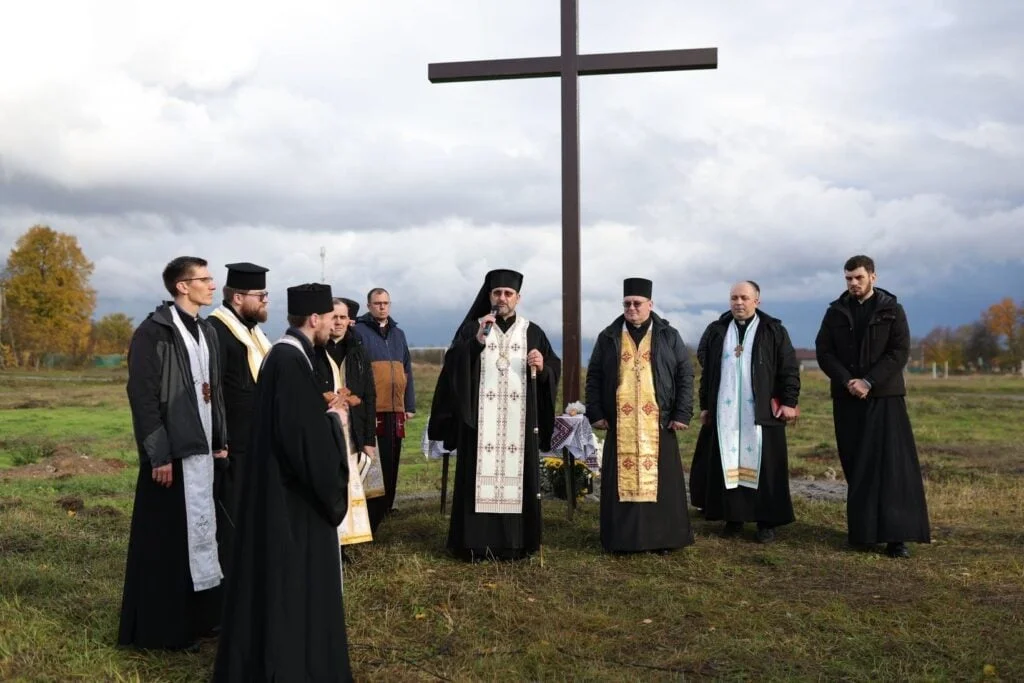 У Суботцях освятили місце під перший храм УГКЦ: громада давно чекала на українську церкву