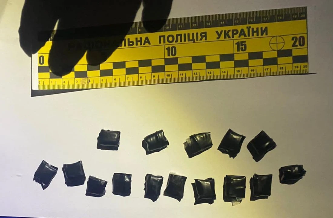 Трьох учасників наркогрупи засудили до ув’язнення за виготовлення та збут наркотиків