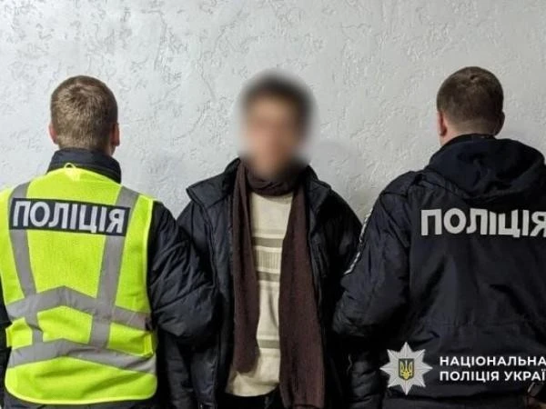На Кіровоградщині поліцейські затримали 21-річного підозрюваного у вбивстві