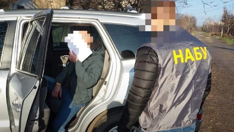 НАБУ розкрило мільйонну аферу з опаленням і водопостачанням на Донеччині