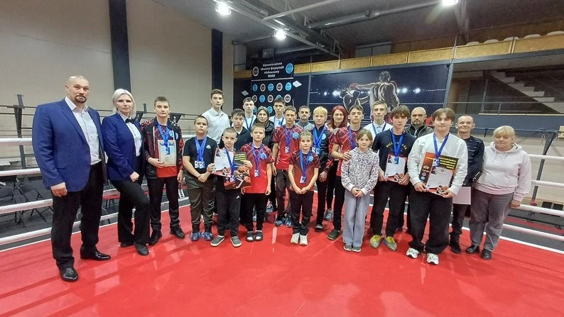 Олександрійські кікбоксери виграли Кубок Кіровоградщини пам’яті загиблих військових
