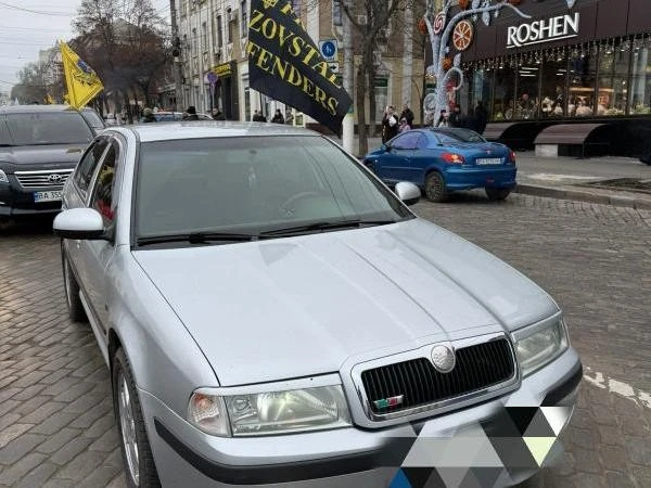 Автопробіг на честь полонених та зниклих безвісти відбувся в Кропивницькому