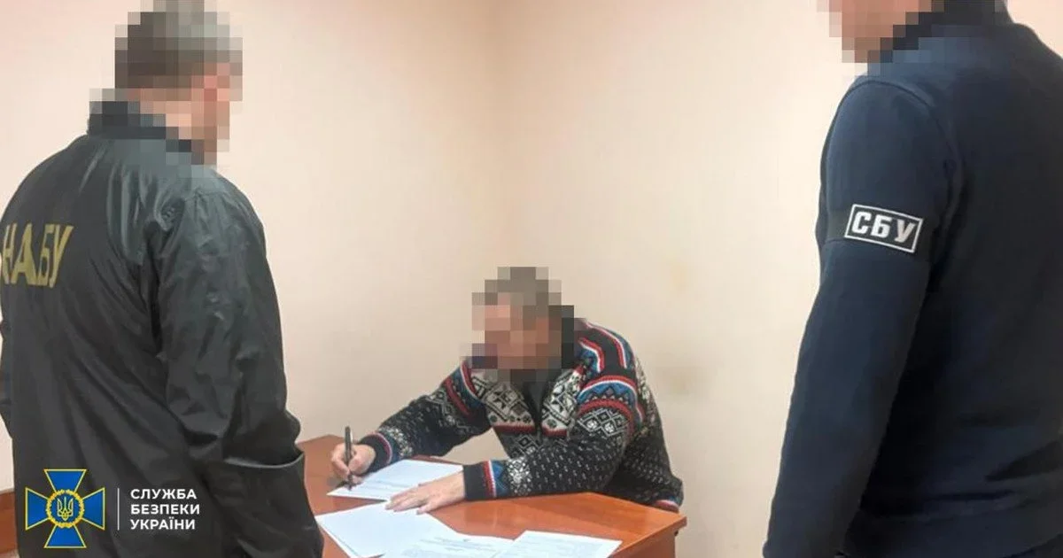 На оборонному заводі викрили розкрадання 102 млн грн: трьох фігурантів схеми затримано