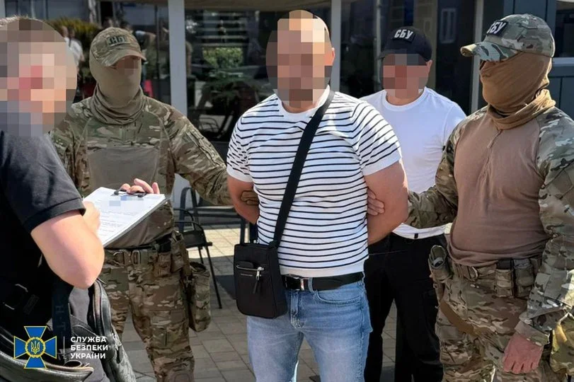 Колишній львівський митник отримав штраф за хабарі при розмитненні авто
