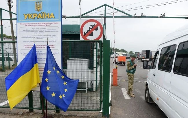 Черги на українсько-польському кордоні перед Новим роком поступово зменшуються