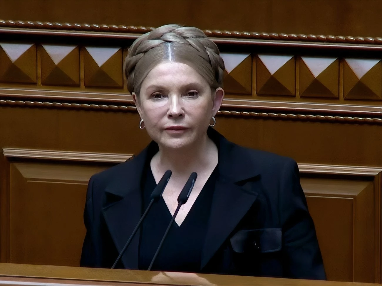 Парламент відправив на доопрацювання закон про мобілізацію молоді: позиція фракції «Батьківщина»