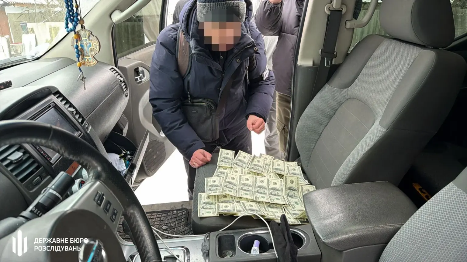 «Квиток» у дезертирство під тиском: на Одещині затримали посадовця навчального центру