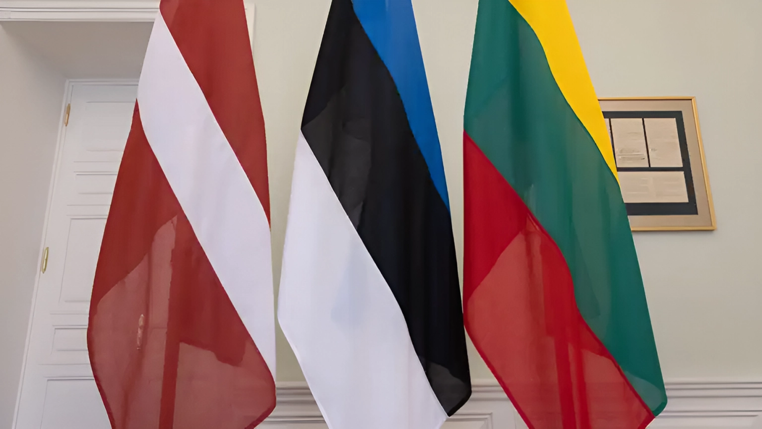 Балтійський транзит: українські безпілотники впали на території Естонії, Латвії та Литви