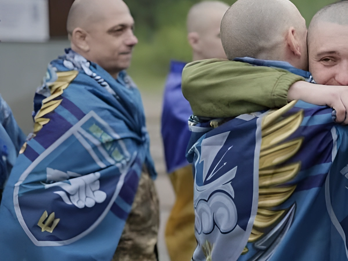 Герої повертаються додому: масштабний обмін полоненими